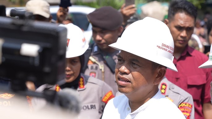 Gubernur Dedi Mulyadi KDM Cabut Izin Tambang